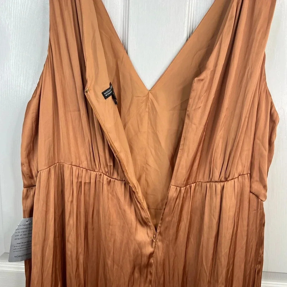 Maggy London Women's Plus Size 24W Empire Waist Maxi Dress in Dessert Sand - Picture 9 of 12